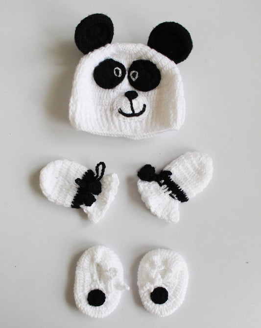 Handmade Panda theme Shoes Cap And Mittens Set
