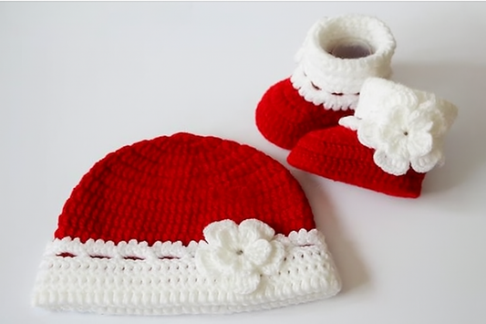 Crochet Girls Booties And Cap Set For Winter 