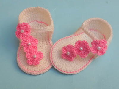 Baby Girl Summer Sandals with Pink Flowers Design